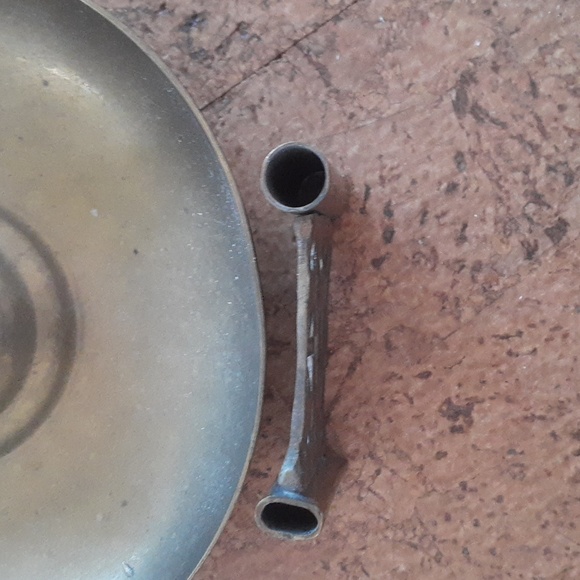 Vintage brass candlestick with butterfly reflector. - Picture 11 of 16